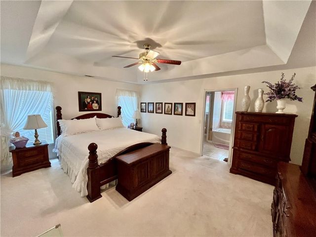 19 Meadow Crest Court, Powder Springs, GA 30127