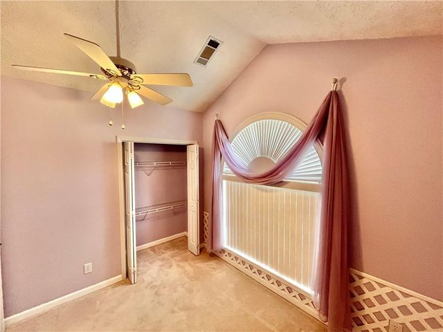 19 Meadow Crest Court, Powder Springs, GA 30127