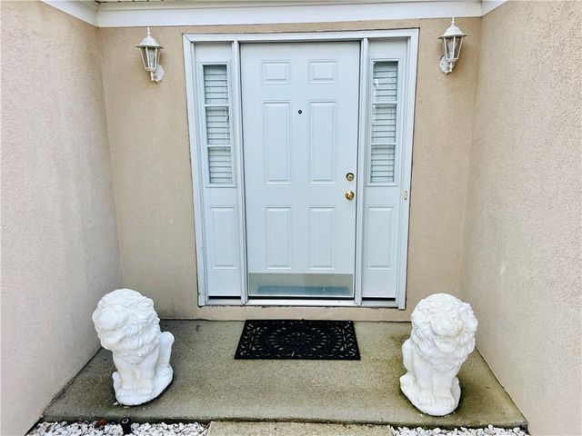 19 Meadow Crest Court, Powder Springs, GA 30127