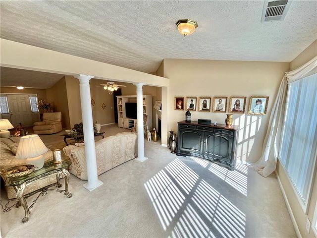 19 Meadow Crest Court, Powder Springs, GA 30127