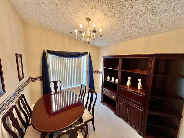 19 Meadow Crest Court, Powder Springs, GA 30127