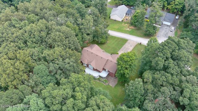 236 Bobwhite Rd, Brandenburg, KY 40108