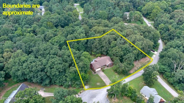 236 Bobwhite Rd, Brandenburg, KY 40108