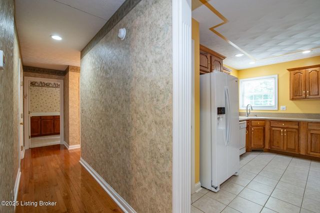 236 Bobwhite Rd, Brandenburg, KY 40108