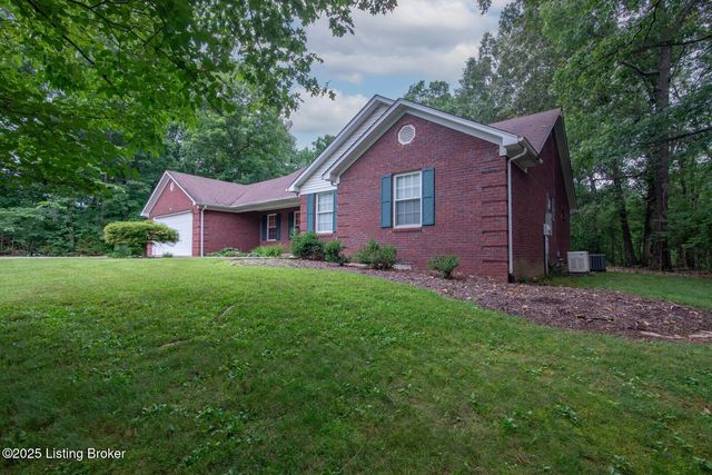 236 Bobwhite Rd, Brandenburg, KY 40108