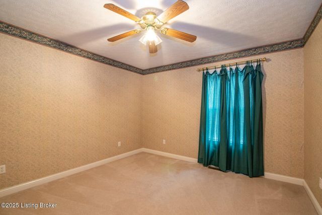 236 Bobwhite Rd, Brandenburg, KY 40108