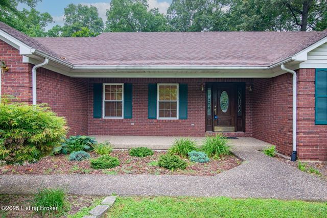 236 Bobwhite Rd, Brandenburg, KY 40108