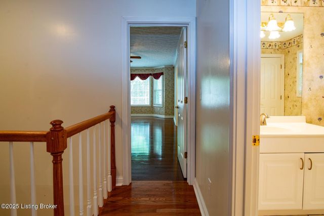 236 Bobwhite Rd, Brandenburg, KY 40108