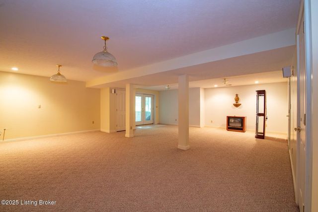 236 Bobwhite Rd, Brandenburg, KY 40108