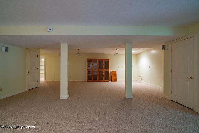 236 Bobwhite Rd, Brandenburg, KY 40108