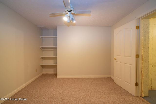 236 Bobwhite Rd, Brandenburg, KY 40108