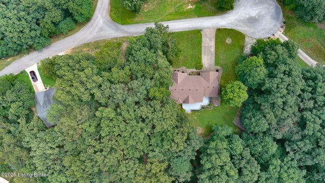 236 Bobwhite Rd, Brandenburg, KY 40108