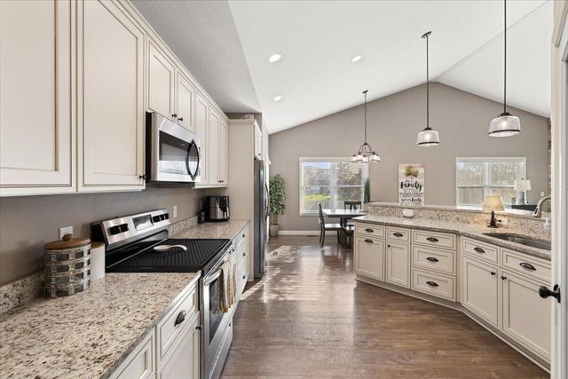 1005 Haverhill Drive 1005 Haverhill Drive, Troy, OH 45373