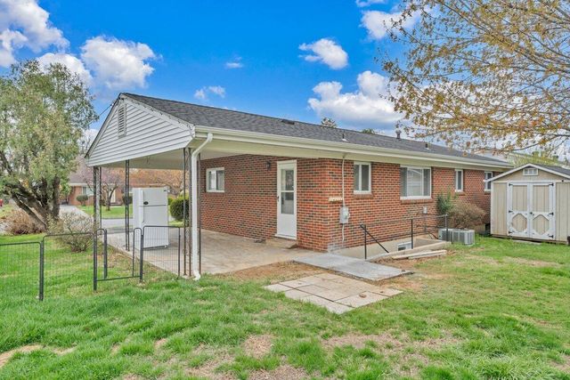 3807 Troutland AVE, Roanoke, VA 24017