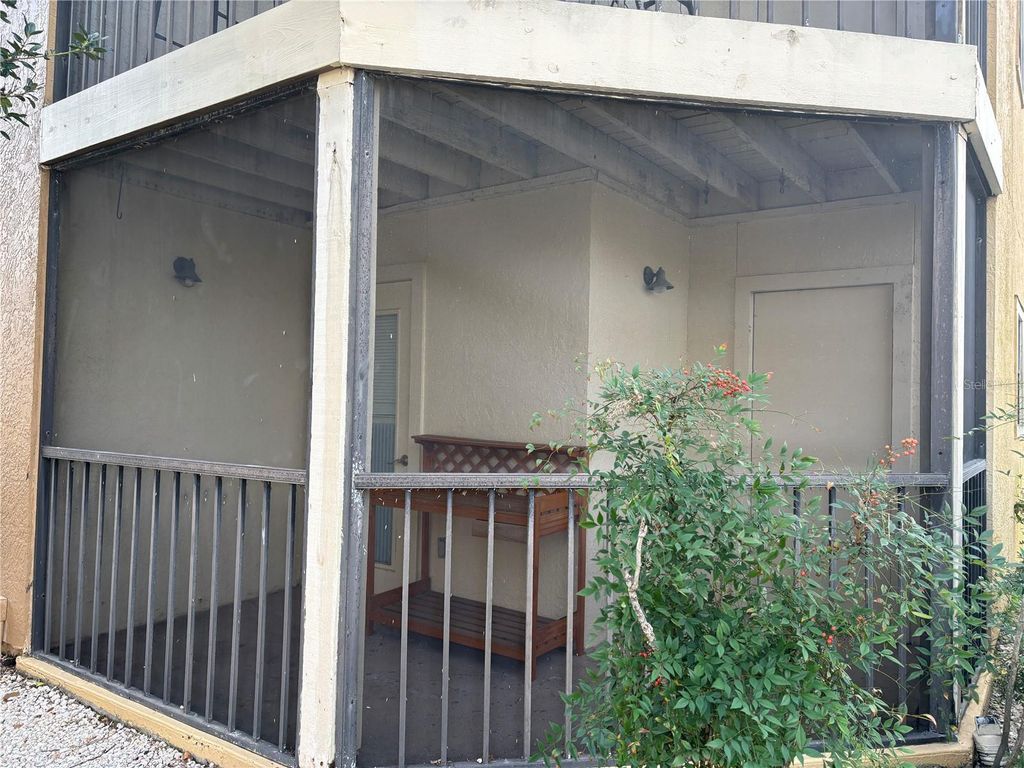 Image 21 of property listing at 11901 4TH STREET N 7107, St Petersburg, FL 33716