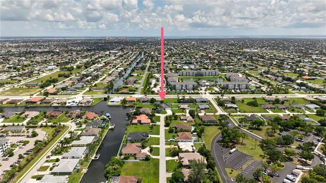 1726 SW 36th TER, Cape Coral, FL 33914