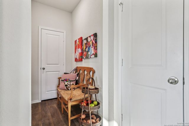 116 Middle Green, Floresville, TX 78114