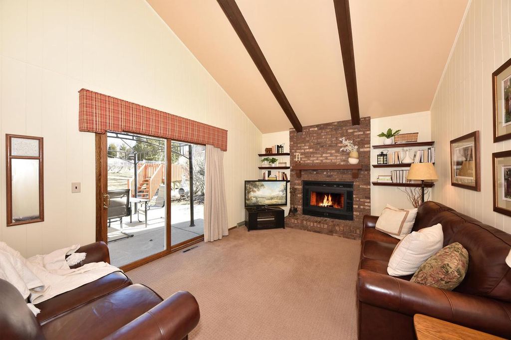 property-img