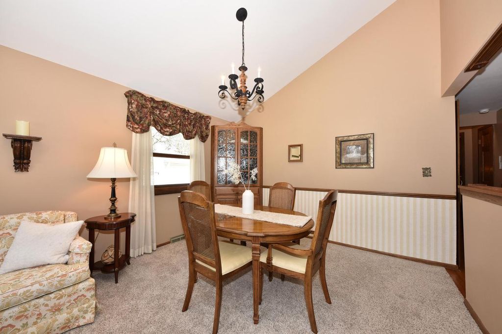 property-img