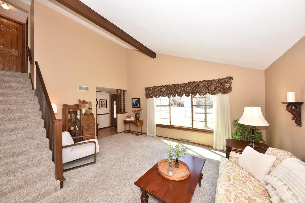 property-img
