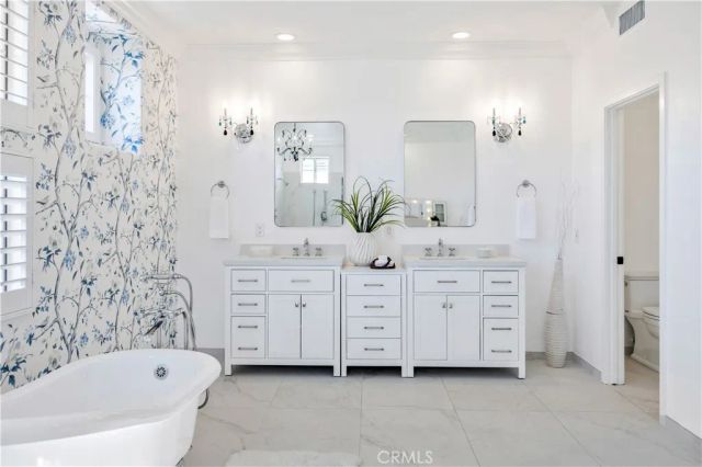 22652 Sweetmeadow, Mission Viejo, CA 92692