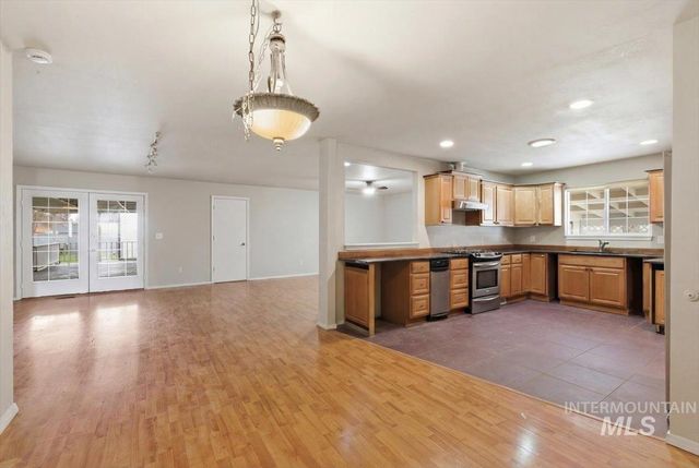 1211 W Orchard Ave, Nampa, ID 83651