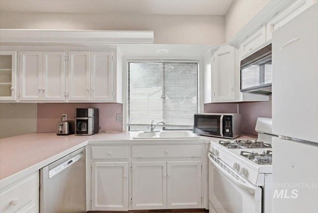 1211 W Orchard Ave, Nampa, ID 83651