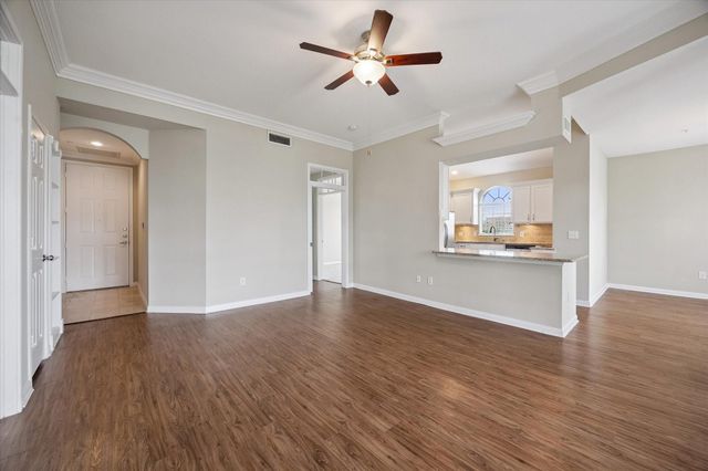5353 Memorial Drive 1008, Houston, TX 77007