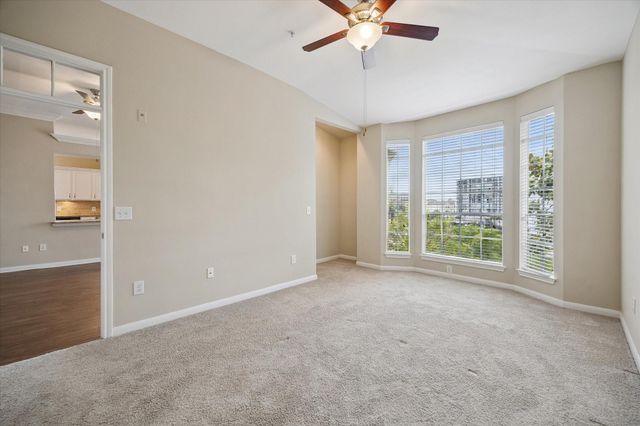 5353 Memorial Drive 1008, Houston, TX 77007