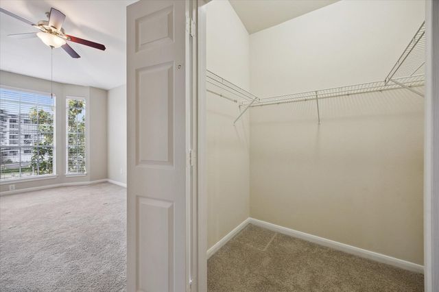 5353 Memorial Drive 1008, Houston, TX 77007
