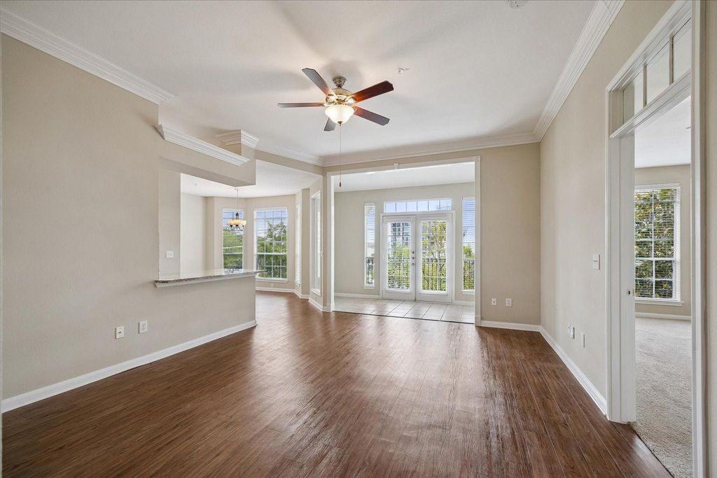 5353 Memorial Drive 1008, Houston, TX 77007