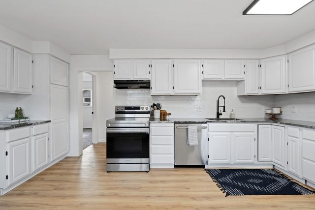 7907 E Nora Ave, Spokane Valley, WA 99212