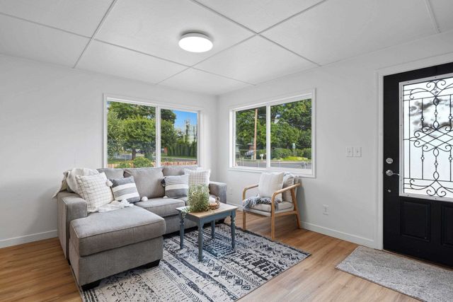 7907 E Nora Ave, Spokane Valley, WA 99212