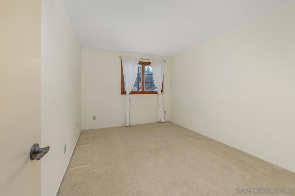 Image 21 of property listing at 10575 Canyon Lake Dr, San Diego, CA 92131