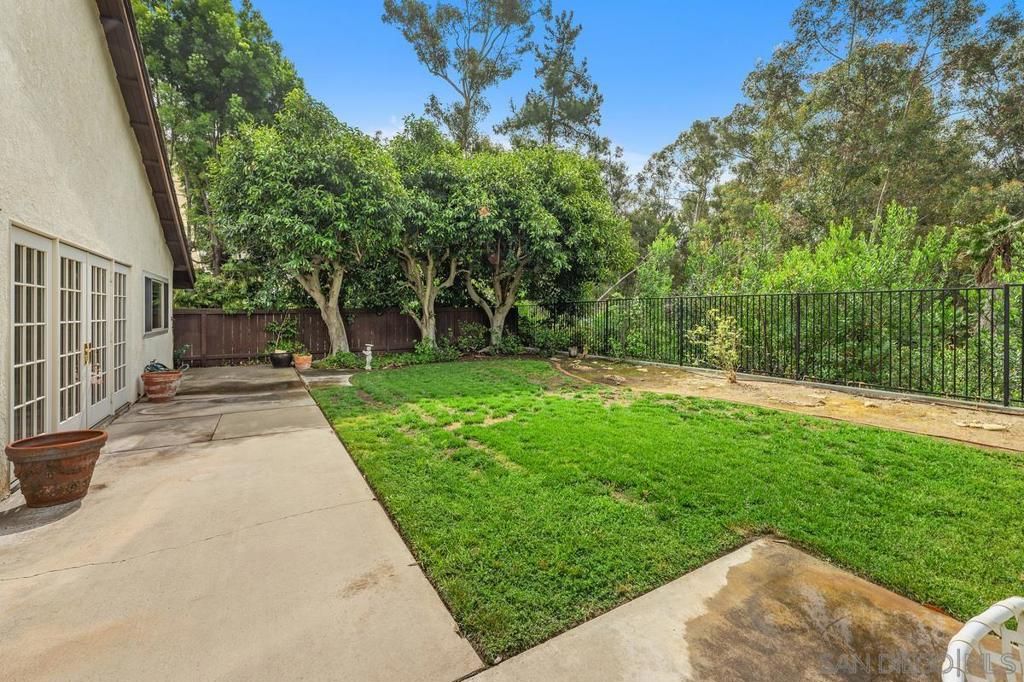 Image 24 of property listing at 10575 Canyon Lake Dr, San Diego, CA 92131