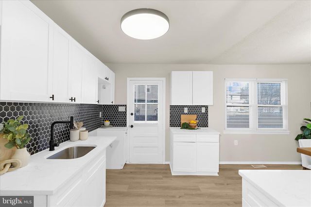 8212 COATSBRIDGE CT, Severn, MD 21144