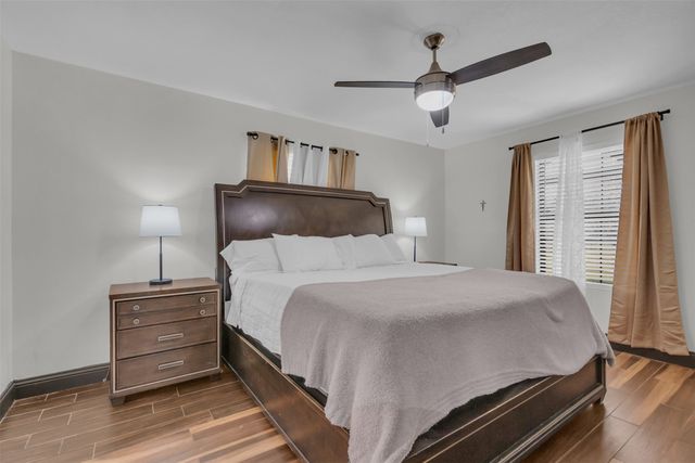 906 Griffith Avenue, Terrell, TX 75160