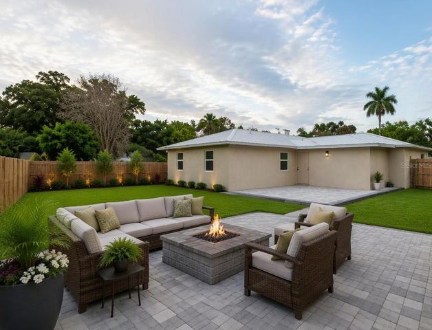 216 24TH STREET NE, Bradenton, FL 34208