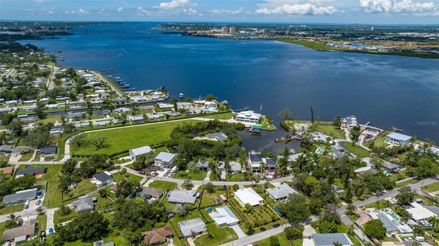 216 24TH STREET NE, Bradenton, FL 34208