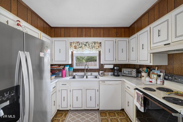 167 Hartman Drive, Jonesborough, TN 37659