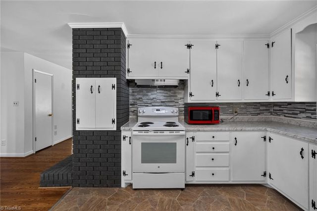 1428 Wiley Lewis Road, Greensboro, NC 27406