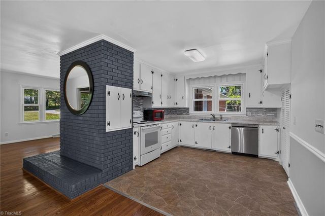 1428 Wiley Lewis Road, Greensboro, NC 27406