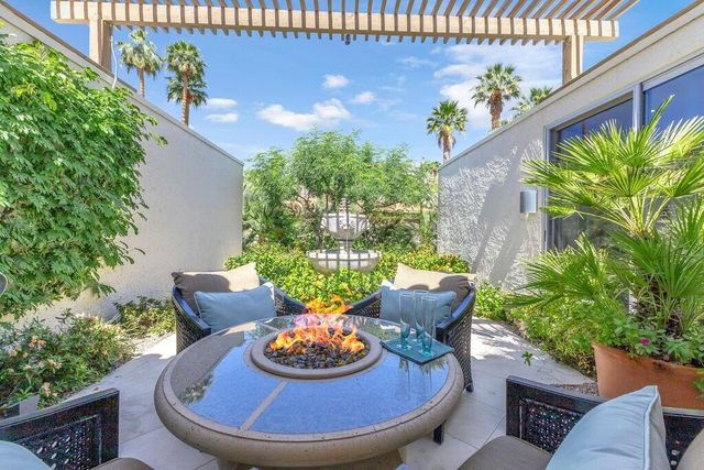 48900 Avenida El Nido, La Quinta, CA 92253