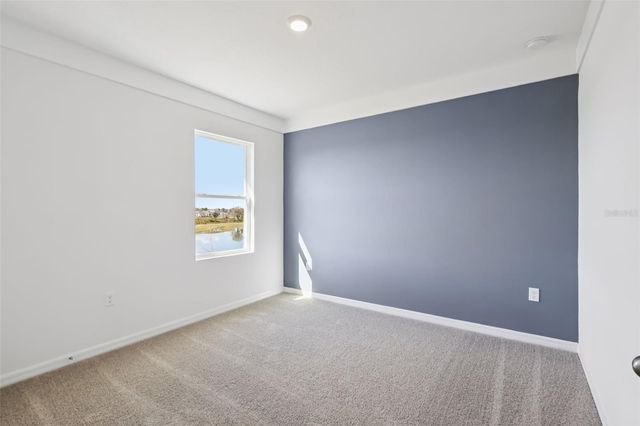 5725 SOMERSET DRIVE, Haines City, FL 33844