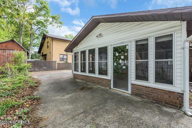 1130 Kenton Drive, Toms River, NJ 08753