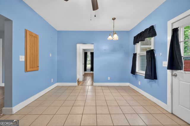 98 S 5th Street, Colbert, GA 30628