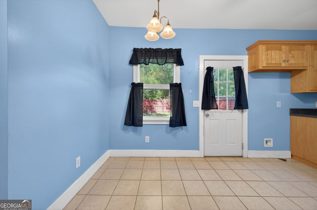 98 S 5th Street, Colbert, GA 30628