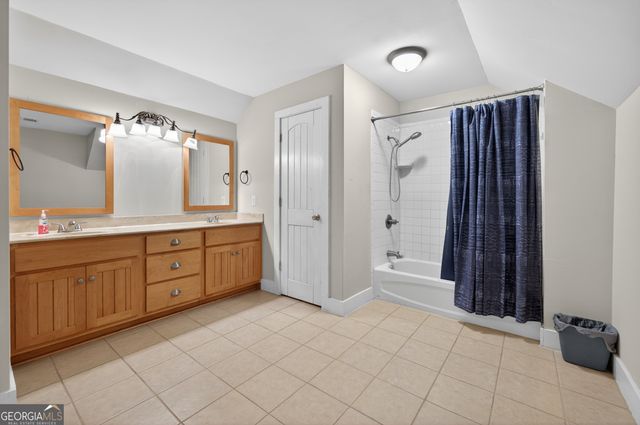 98 S 5th Street, Colbert, GA 30628
