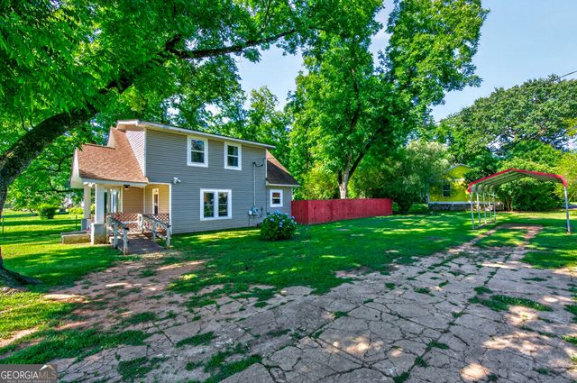 98 S 5th Street, Colbert, GA 30628