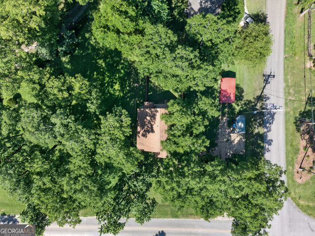 98 S 5th Street, Colbert, GA 30628